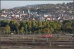 Einsame Diesellok -     Von der neuen Stadtbibliothek hat man einen neuen Blickwinkel auf das Vorfeld des Stuttgarter Hauptbahnhofes.