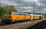 218 477-8 mit dem RaiLab 2 Messzug am 10.05.2013 abgestellt auf dem Abstellgleis neben Gleis 16 in Stuttgart Hbf.