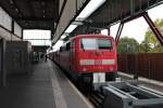 Mit dem RE 19919 (Stuttgart Hbf - Nürnberg Hbf) stand am 23.10.2014 die 111 174-9 im Hauptbahnhof von Stuttgart auf Gleis 16.