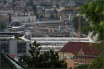 Arbeiten am offenen Herzen -    Die Baugrube für den neuen Stuttgarter Hauptbahnhof vom Kriegsberg aus gesehen.