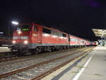 111 043 im September 2019 mit RE abfahrbereit in Tübingen Hbf.