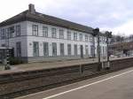 Der Vienenburger Bahnhof (der lteste) von Gleis 2 gesehen. Bild zeigt Bahnhofsgebude.