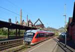 642 145 fährt als RB77 nach Niedaltdorf in Völklingen aus.