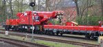 Notfallkran KRC1200 (Multi Tasker 1200) 732 003 der DB Netz Notfalltechnik.
Stationiert ist der Notfallkran (D-DB 99 80 9471 003) im Bahnhofsbereich in Wanne-Eickel. Foto vom 13.04.2016.
•	max. Tragfähigkeit (abgestützt): 160 Tonnen
•	max. Tragfähigkeit (freistehend): 109 Tonnen
•	Länge über Puffer: 15 m
•	max. Achslast: 13,9 Tonnen
•	Gesamtgewicht: 111 Tonnen
•	max. Geschwindigkeit (Schleppfahrt): 100 km/h
•	max. Geschwindigkeit (Eigenfahrt): 19 km/h