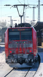 146 119 unterwegs als RE2 mit Ziel Düsseldorf Hbf, hier im Februar 2021 am Hauptbahnhof Wanne-Eickel.