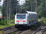 Ankunft eines IC2 (gezogen von 146 573-1) am Hauptbahnhof Wanne-Eickel. (August 2021)