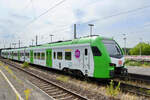 Ende Juni 2024 war der Elektrotriebzuges 3427 005 B am Hauptbahnhof in Wanne-Eickel anzutreffen.