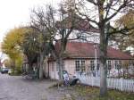 Blick auf die Veranda, der ehemalige Wartesaal der 1. Klasse.
Bahnhof Worpswede.