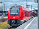 ET 1462 034 mit dem RE 20 nach Nürnberg Hbf in Würzburg Hbf, 18.05.2024.