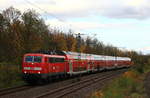 Am 03.11.2020 zog DB Regio NRW 111 212`Miete oder Kaufe mich´ den RE4(Wupper Express) nach Aachen Hbf durch Hochdahl-Millrath. 