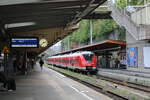 DB S-Bahn Rhein-Ruhr 1440 312-5 + 1440 800-6 als S 30888 (S8) von Wuppertal-Oberbarmen nach Mönchengladbach Hbf, am 13.10.2023 in Wuppertal Hbf.