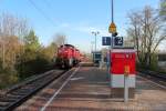 294 738-0 und eine Br 360 (geschleppt) mit der bergabe vom VW-Werk in Mosel nach Zwickau durch Zwickau Plbitz.