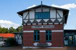 Ehemaliges Bahngebude der Kleinbahn Greifswald-Wolgast (KGW), jetzt Sitz der Kurverwaltung.