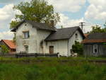 12. Mai 2008, Das Bahnwärterhaus in Neuses am Main befindet sich in Privatbesitz.