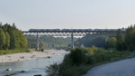 Großhesseloher Brücke über die Isar zwischen Harlaching und Pullach im Isartal (Bahnstrecke München - Holzkirchen); 14.09.2016

