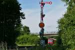 Einfahrsignal und Ausfahrvorsignal von Salem am 19.07.2020. Dahinter befindet sich zur Abwechslung mal kein Triebwagen der Baureihe 622 sondern ein 650er als RB auf der Fahrt von Friedrichshafen nach Radolfzell.