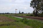 Einfahrsignal kurz hinterm Kilometer 72 an der Kbs 495 in Richtung Kleve.
Das Signal befindet sich unweit des Bahnhof Aldekerk.