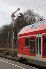 Sassnitz, 27.12.2012. RE 13010 nach Rostock Hbf kurz vor der Ausfahrt. (429 026-8)