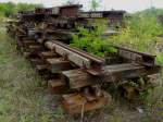 Auf dem Gelände der Anschlußbahn Stadtwerke Nordhausen liegen diese nicht mehr gebrauchten 1000mmm - Schienen, wahrscheinlich von der städtischen Straßenbahn.