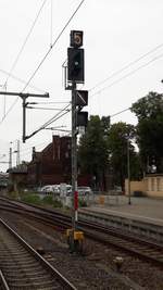 ASig (Ausfahrtssignal) des KS-Signals Gleis 2 von Wittenberge. Fährt mit 50 Km/h und auf dem Gegengleis. Wittenberge den 13.09.2018