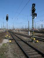 Ausfahrsignale,am 26.Mrz 2012,im Leipziger Hbf.