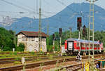 04.Juli 2001, das alte Stellwerk des Bhf Freilassing an der Ausfahrt in Richtung Salzburg.