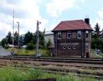 Das Stellwerk unweit des  Bahnhofes  Niedersachswerfen an der Strecke Nordhausen - Ellrich 11.07.2014
