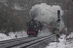 41 360 mit dem Gesellschaftssonderzug zum Aachener Weihnachtsmarkt bei der Ausfahrt aus dem Nirmer Tunnel in Eilendorf, 5.12.10