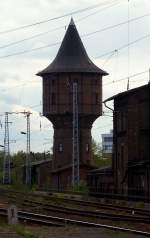 Eine Zug-Radtour entlang der Scharzen Elster endete in Elsterwerda - Biehla am 02.05.2008. Die Zeit bis  zum Eintreffen der Rgionalbahn reichte  noch, um 14:51 Uhr den Wasserturm abzulichten. Kameratyp   MEDION MD 8533.
Leider ist mir nicht genau erinnerlicb ob der Turm wirklich in Elterwerda - Biehla steht, oder an der Strecke Ruhland-Elsterwerda - Biehla  