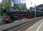 01 1066 verlsst den Klner Hbf nach kurzem Halt am 10.09.09