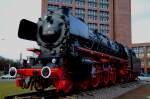 01 1063 vor dem Braunschweiger Hauptbahnhof am Sonntag den 03.03.2013 