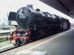 Die Ulmer Eisenbahnfreunde mit Dampflok 01 1066 in Basel Bad Bf am 16.05.2005.