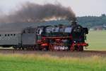 012 066-7 auf der Rückfahrt der Sonderfahrt Westfahlendampf von Goslar nach Wilhelmshaven am Abend den 27.06.2015 bei Hockeln