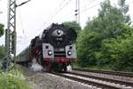 # Ratingen-Lintorf 6  Die Wunderschöne 01 519 mit einem Sonderzug aus Emden HBF nach Köln HBF durch Ratingen-Lintorf in Richtung Köln.