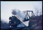 Traurige Erinnerung an Glanzzeiten der Deutschen Reichsbahn erweckte dieses Bild eines Interzonenzuges unter der Brcke der ehemaligen  Berliner Kurve  die extra fr die fliegenden Zge in den 30er