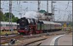 01 0503-8  Der Sonderzug zum Bahnhofsfest in Putbus hat Einfahrt in den Hbf Stralsund  am 14.06.14