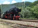 01 202 am 31.05.2014 mit Sonderzug aus Richtung Lambrecht, kurz vor Einfahrt in den Bahnhof Neustadt/Weinstraße