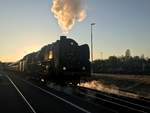 01 118 der Historischen Eisenbahn Frankfurt am Osthafenbahnhof.