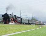 BR 01 202 donnert am 30.8.08 mit dem Nostalgie Rhein-Express von Uznach Richtung Schmerikon.