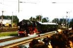 01 150 mit Schnellzugwagen auf der Fahrzeugparade  Vom Adler bis in die Gegenwart , die im September 1985 an mehreren Wochenenden in Nrnberg-Langwasser zum 150jhrigen Jubilum der Eisenbahn in