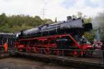 01 008 auf der Drehscheibe im Eisenbahnmuseum Bochum-Dahlhausen am 16.04.11