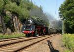 20.08.2010, 01 509 zieht den Heizhausexpress 2010 auf der Tharandter Rampe, hier in Hhe Seerenteich (zwischen Hp. Edle Krone und Klingenberg), zurck nach Chemnitz-Hilbersdorf ins Schsische Eisenbahnmuseum (SEM)