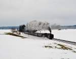 01 066 mit Sonderzug UEF 97 nach Oberstdorf.Aufgenommen bei Görwangs im Winterlichen Allgäu am 21.2.2015.