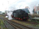 Nur noch der Tender zu sehen von der Dampflok 03 1010-2 bei   der Ausfahrt aus Dortmund Hbf.