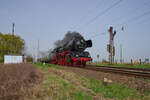 03 2155 war am 30.03.2024 auf den Spuren des Städteschnellverkehrs unterwegs. Mit DPE 83015 war sie auf dem Weg von Halle über Magdeburg und Dessau nach Halle. Hier befand sich der Zug kurz vor Güterglück.