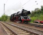 Und dann kam da noch 03 1010 aus stlicher Richtung zur Weiterfahrt als Tfzf in Richtung Kassel durch Eichenberg.