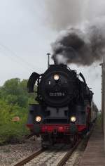 Auf dem Heimweg von der Thringen Rundfahrt des Thringer Eisenbahnvereins am 25.05.2013 durchfhrt 03 2155 den Bahnhof Erfurt-Nord. Dann geht es wieder zurck nach Weimar zum Bahnbetriebswerk.
KBS 601 - Bahnstrecke 6302 Wolkramshausen - Erfurt Hbf 