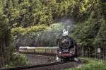 In der Nachbearbeitung von Bildern mit Bahnbezug ist Stempeln und Nachschärfen ja beinahe schon zum Volkssport unter den (Hobby-)Fotografen geworden.