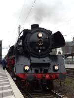 Schnellzug-Dampflok 03 1010 am 22.3.2014 vor dem  RHEINGOLD-Express  auf  Sonderfahrt KOBLENZ-MAINZ/WIESBADEN im Hbf Koblenz.