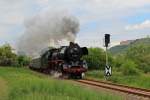 Sonderzug des Eisenbahnmuseums Leipzig zur diesjährigen  Saaleweinmeile .